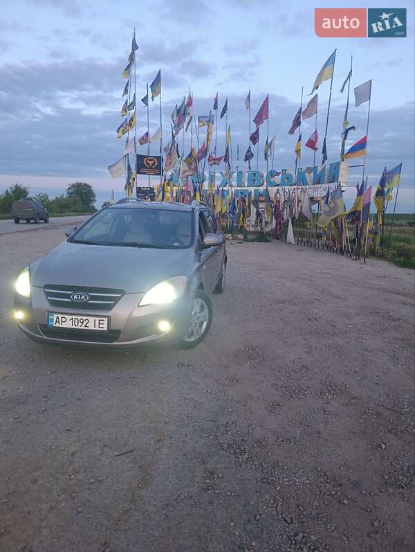 Универсал Kia Ceed 2007 в Запорожье