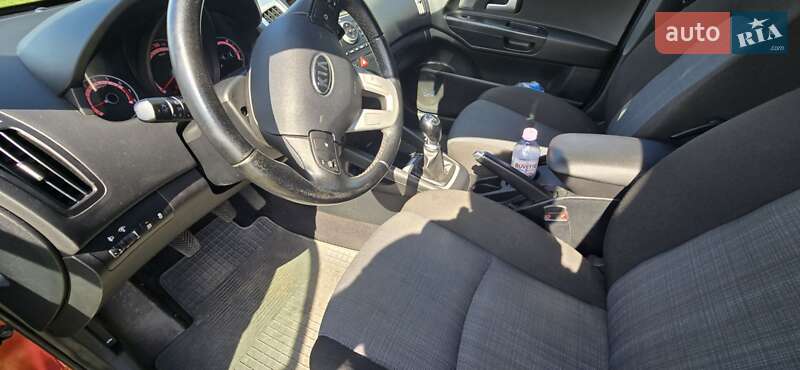 Универсал Kia Ceed 2009 в Золочеве