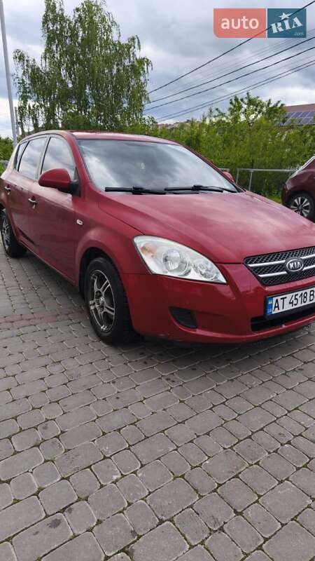 Хетчбек Kia Ceed 2008 в Івано-Франківську