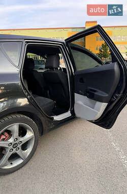 Хэтчбек Kia Ceed 2008 в 