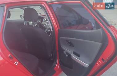 Хэтчбек Kia Ceed 2015 в 