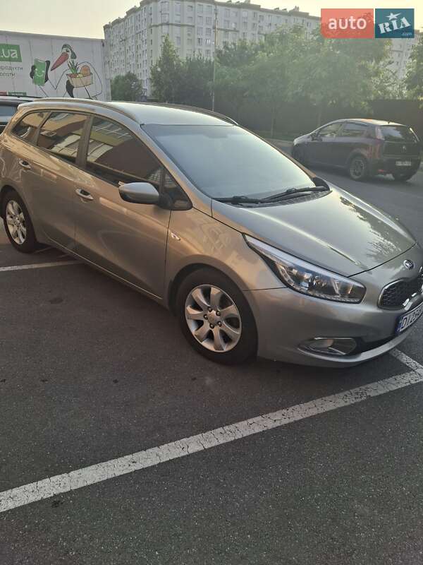 Универсал Kia Ceed 2013 в Киеве