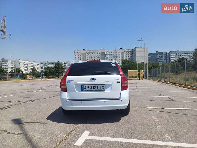 Универсал Kia Ceed 2008 в Запорожье