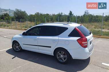Универсал Kia Ceed 2008 в Запорожье
