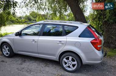 Універсал Kia Ceed 2010 в Чернігові