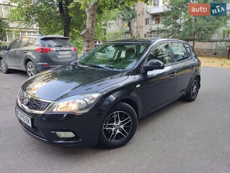 Kia Ceed 2010