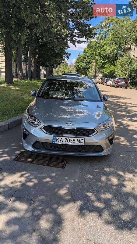 Хэтчбек Kia Ceed 2019 в Киеве