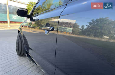 Хэтчбек Kia Ceed 2010 в 