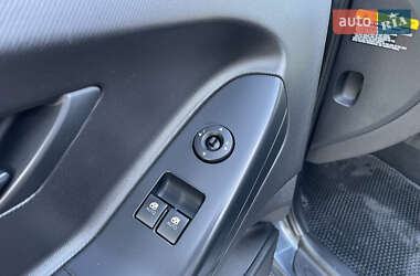 Хэтчбек Kia Ceed 2010 в 