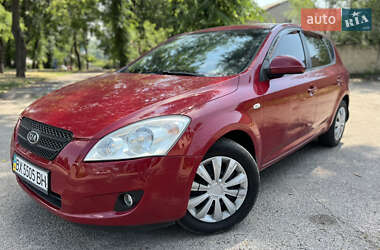 Хэтчбек Kia Ceed 2007 в Днепре