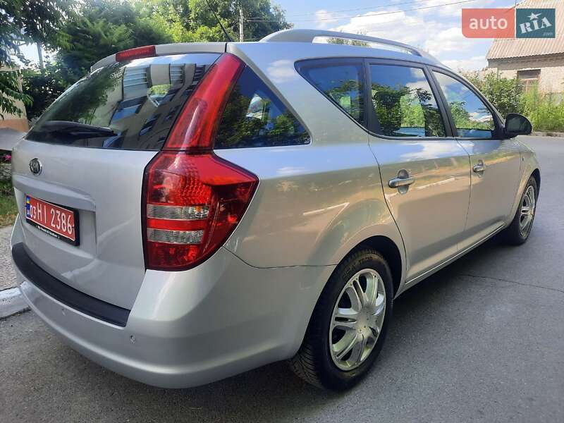 Универсал Kia Ceed 2008 в Киеве