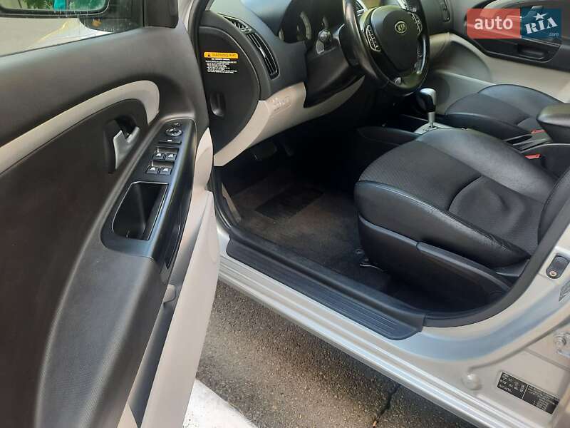 Универсал Kia Ceed 2008 в Киеве