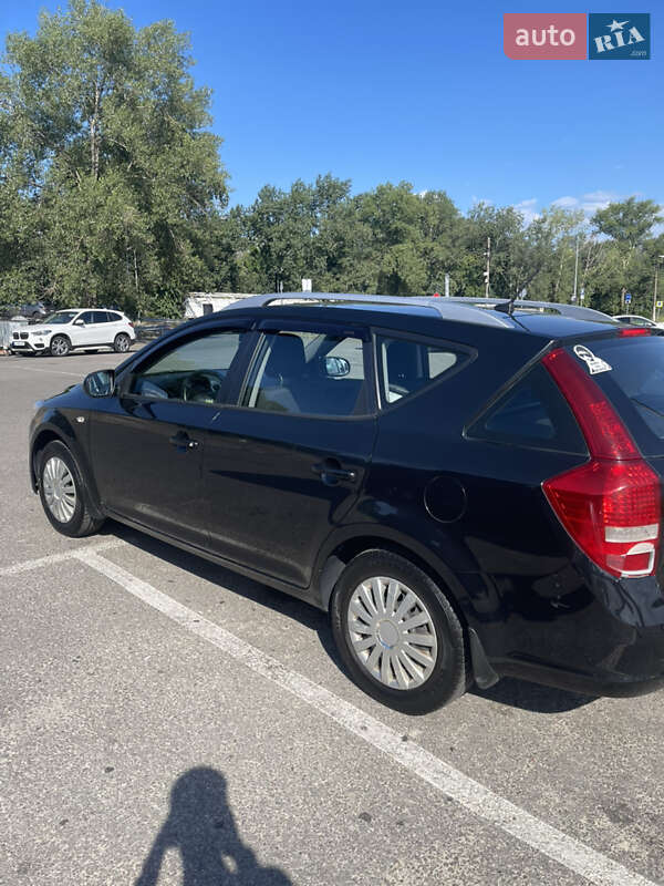 Универсал Kia Ceed 2009 в Киеве