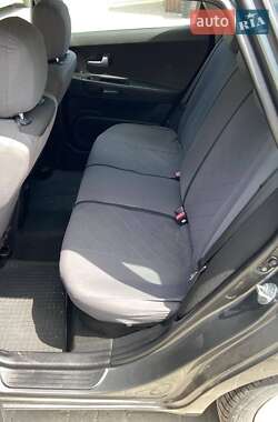 Хэтчбек Kia Ceed 2010 в 