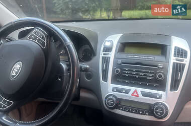 Хэтчбек Kia Ceed 2007 в 