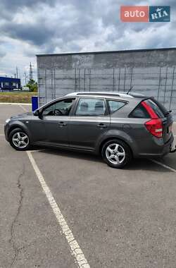 Универсал Kia Ceed 2009 в 
