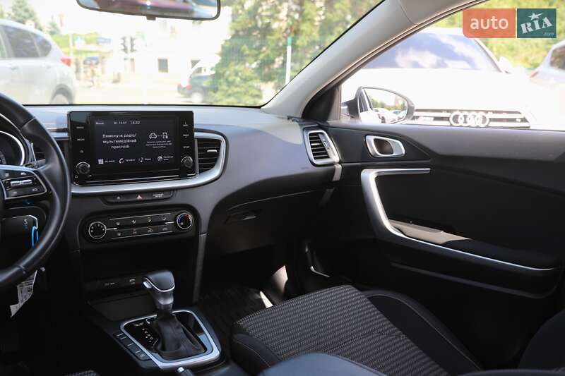 Хэтчбек Kia Ceed 2022 в Харькове