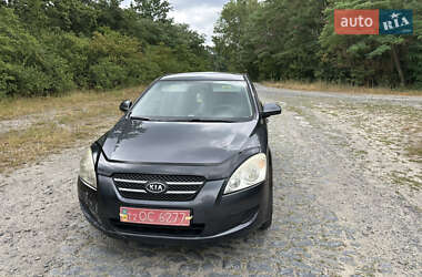 Хетчбек Kia Ceed 2009 в Звенигородці