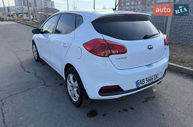 Хэтчбек Kia Ceed 2014 в 