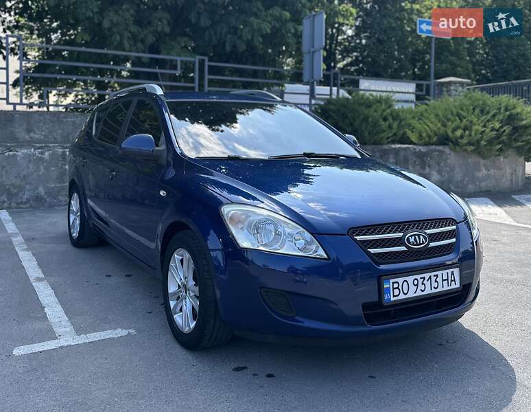Універсал Kia Ceed 2009 в Тернополі