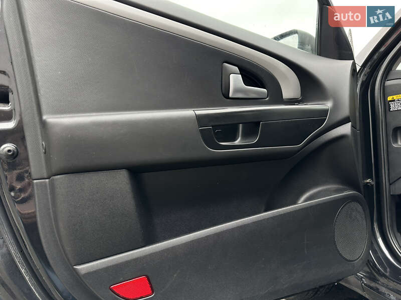 Универсал Kia Ceed 2010 в Львове