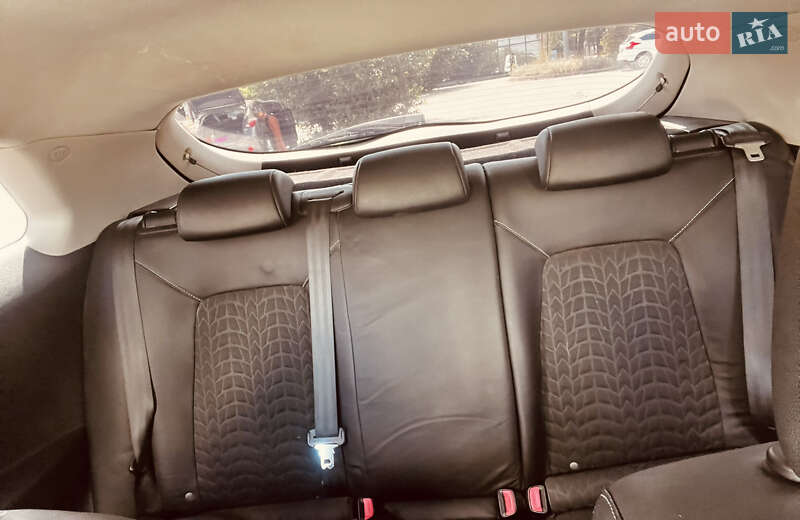 Хэтчбек Kia Ceed 2010 в Днепре