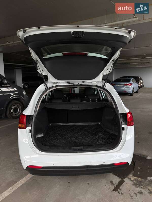 Универсал Kia Ceed 2013 в Киеве