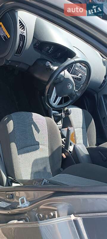 Универсал Kia Ceed 2010 в Киеве