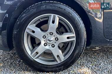 Хэтчбек Kia Ceed 2008 в 