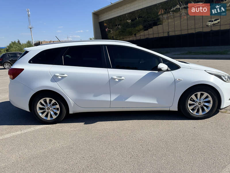 Универсал Kia Ceed 2012 в Запорожье