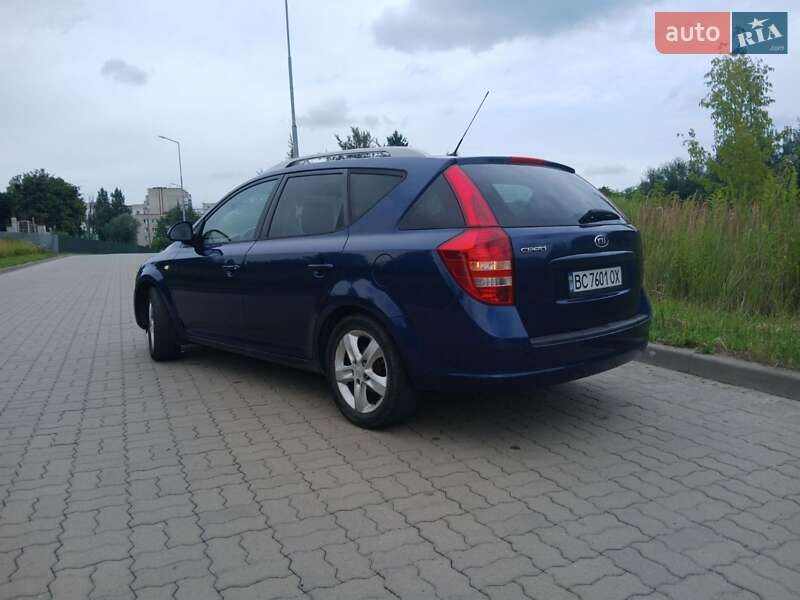 Универсал Kia Ceed 2008 в Львове