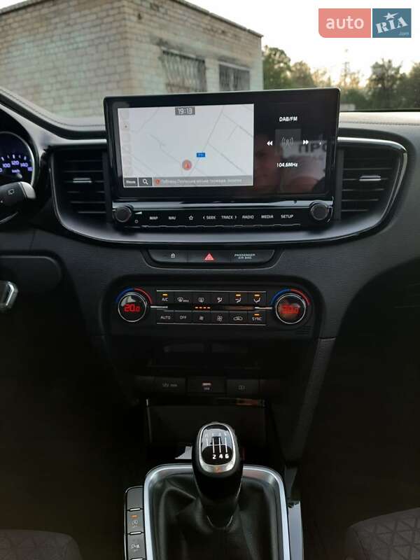 Універсал Kia Ceed 2019 в Лозовій