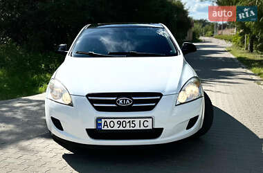 Хэтчбек Kia Ceed 2008 в Львове