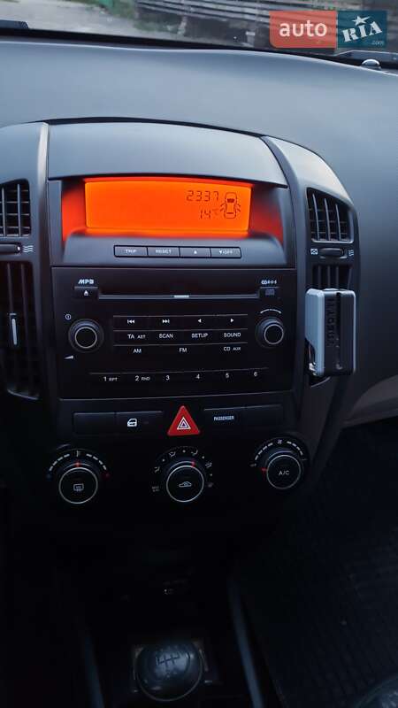 Универсал Kia Ceed 2008 в Шумске
