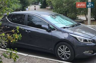 Хэтчбек Kia Ceed 2012 в Днепре