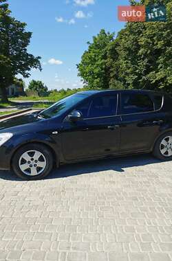 Хетчбек Kia Ceed 2008 в Львові