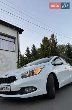 Хэтчбек Kia Ceed 2013 в Киеве