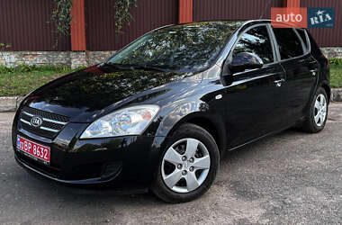 Хэтчбек Kia Ceed 2007 в Черкассах