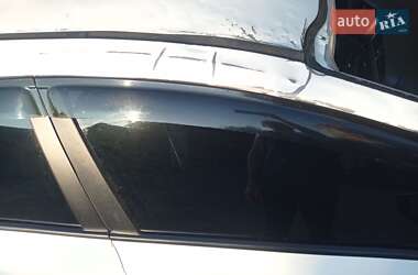Хэтчбек Kia Ceed 2013 в 