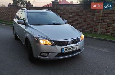Універсал Kia Ceed 2012 в Рівному