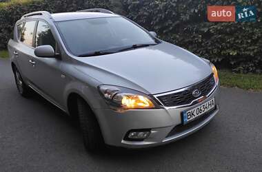 Універсал Kia Ceed 2012 в Рівному