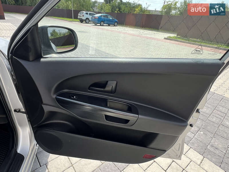 Хэтчбек Kia Ceed 2010 в Ивано-Франковске