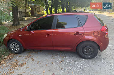 Хэтчбек Kia Ceed 2008 в Днепре