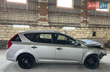 Универсал Kia Ceed 2008 в Тульчине