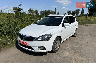 Универсал Kia Ceed 2011 в Луцке