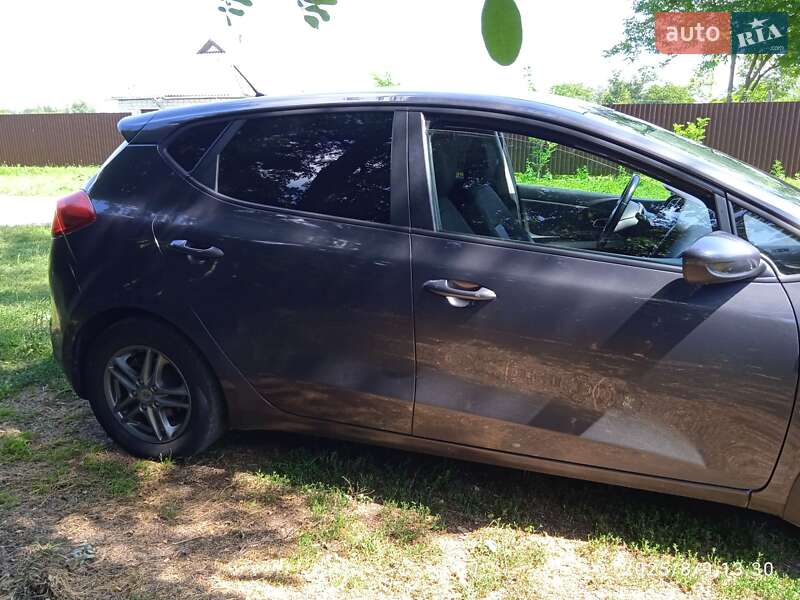 Хэтчбек Kia Ceed 2012 в Переяславе фото 6 Хэтчбек Kia Ceed 2012 в Переяславе
