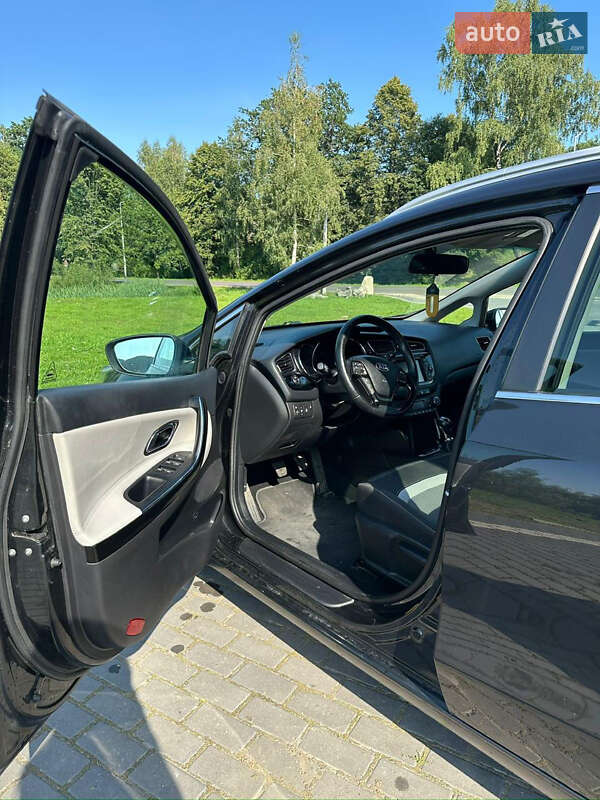 Универсал Kia Ceed 2015 в Долине