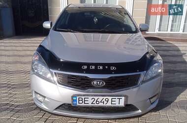 Хэтчбек Kia Ceed 2009 в Николаеве