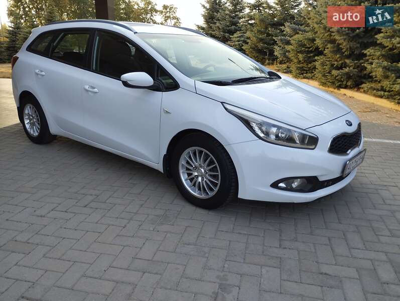 Универсал Kia Ceed 2013 в Харькове фото 12 Универсал Kia Ceed 2013 в Харькове