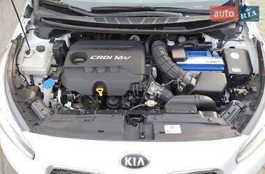 Универсал Kia Ceed 2013 в 
